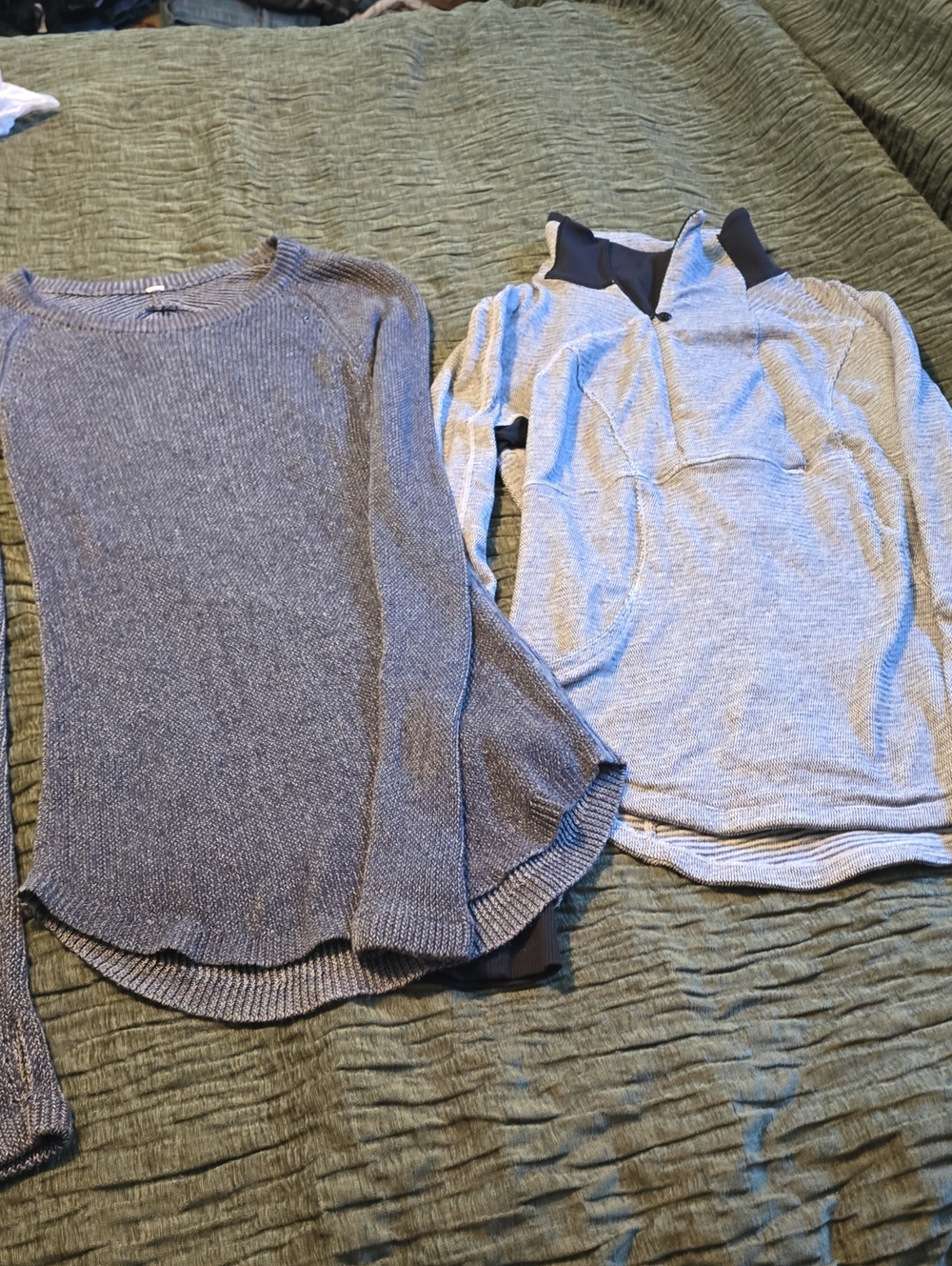 lululemon athletica light gray pullover and heathered gray knit top Brand New Sm